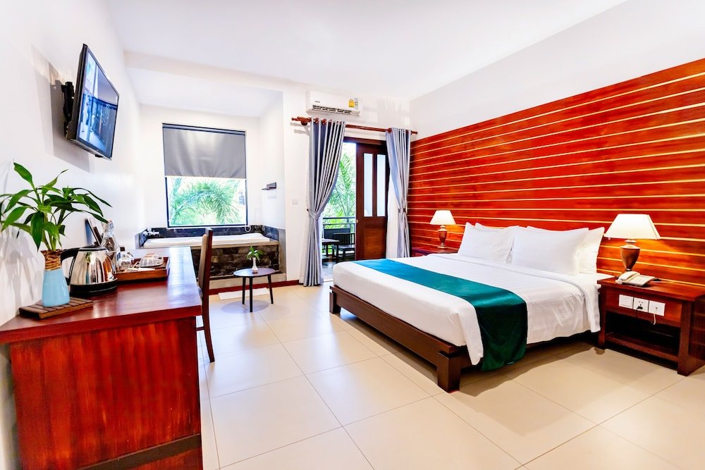 Deluxe Double room with balcony and with view Green Amazon Residence Hotel