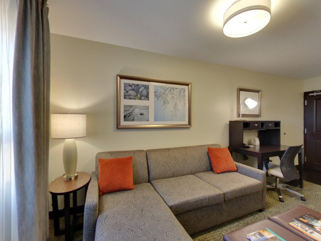 Двухместный люкс c 1 комнатой Staybridge Suites - Madison - Fitchburg