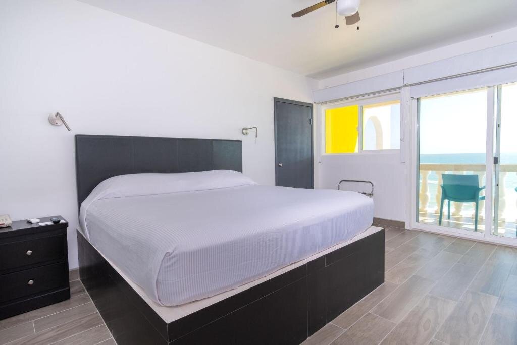 Двухместный номер Standard с видом на море Hotel Playa Bonita Resort