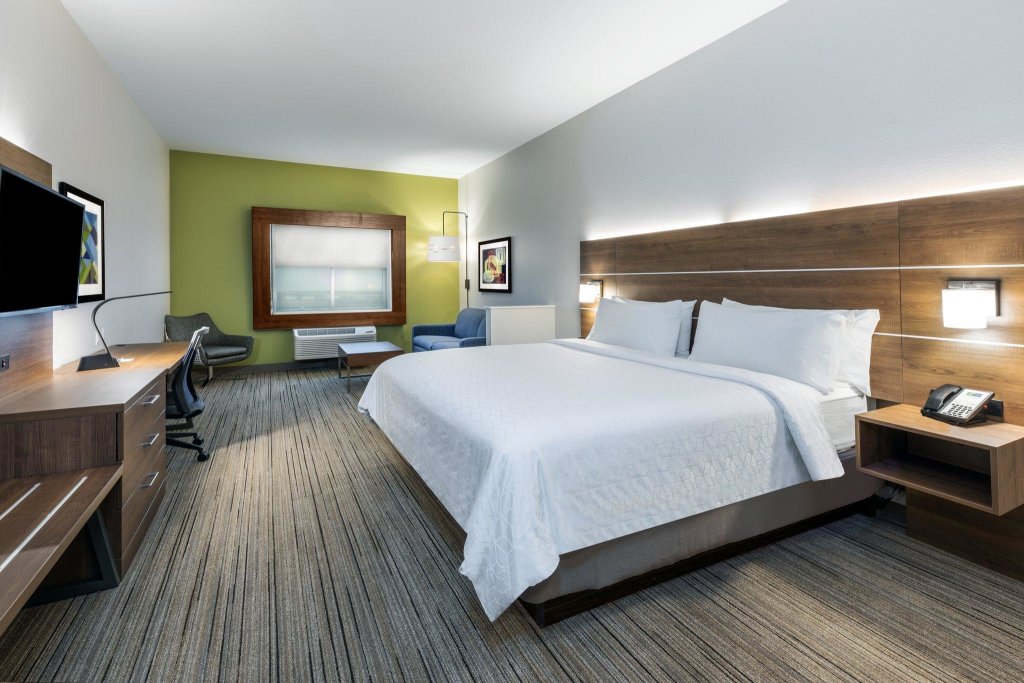Double suite Holiday Inn Express & Suites Ozona, an IHG Hotel