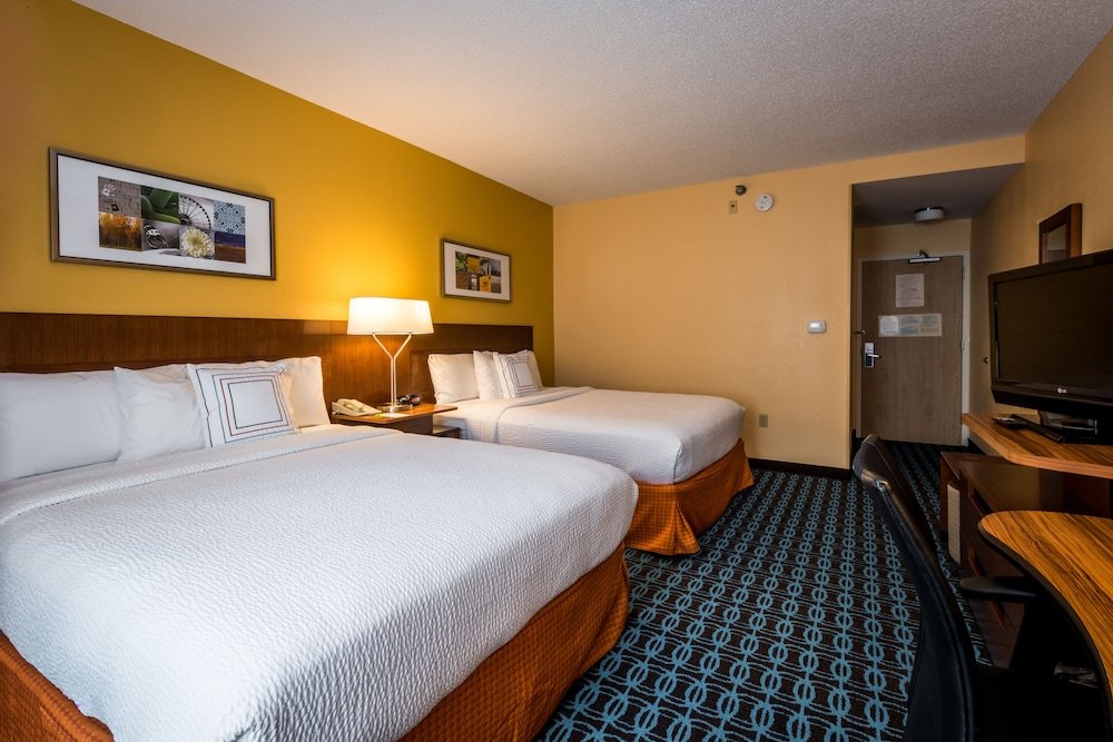 Standard Quadruple room Fairfield Inn & Suites Savannah I-95 South