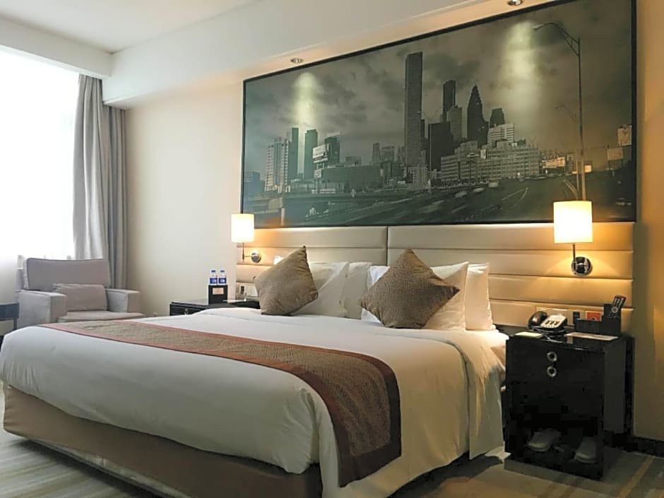 Standard Double room with garden view Venus Royal Hotel Yingbin GuangZhou Airport