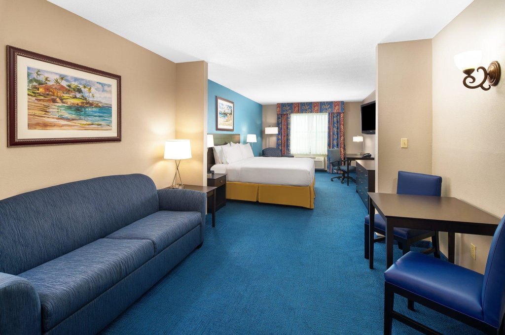 Suite doble De lujo Holiday Inn Express & Suites Miami Kendall, an IHG Hotel