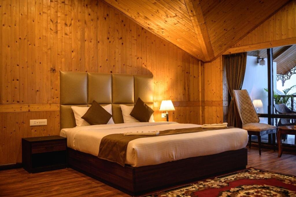 Suite Istana Resort & Spa
