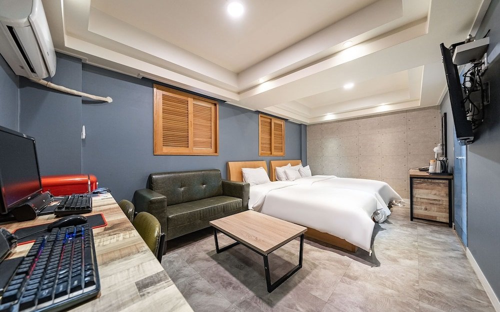 Deluxe Double room Suwon First M