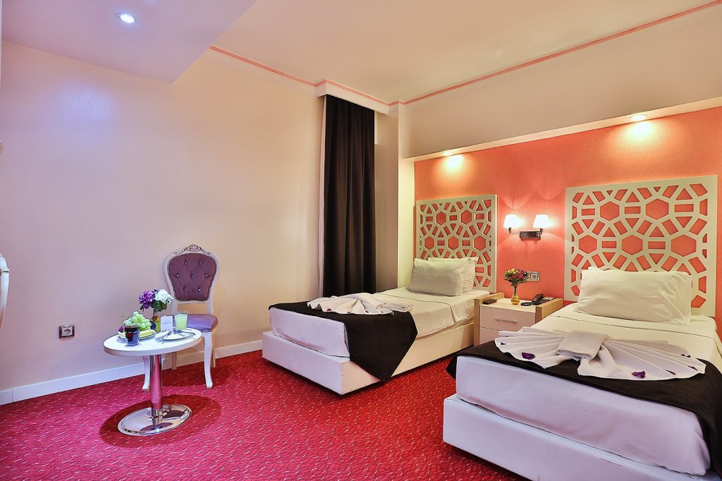 Отели в районе султанахмет. Ayasultan Hotel Istanbul.