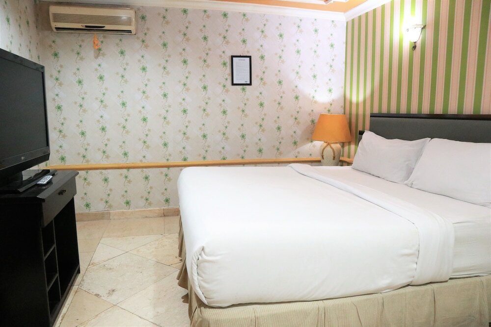 Superior room Hotel Istana Permata Dinoyo
