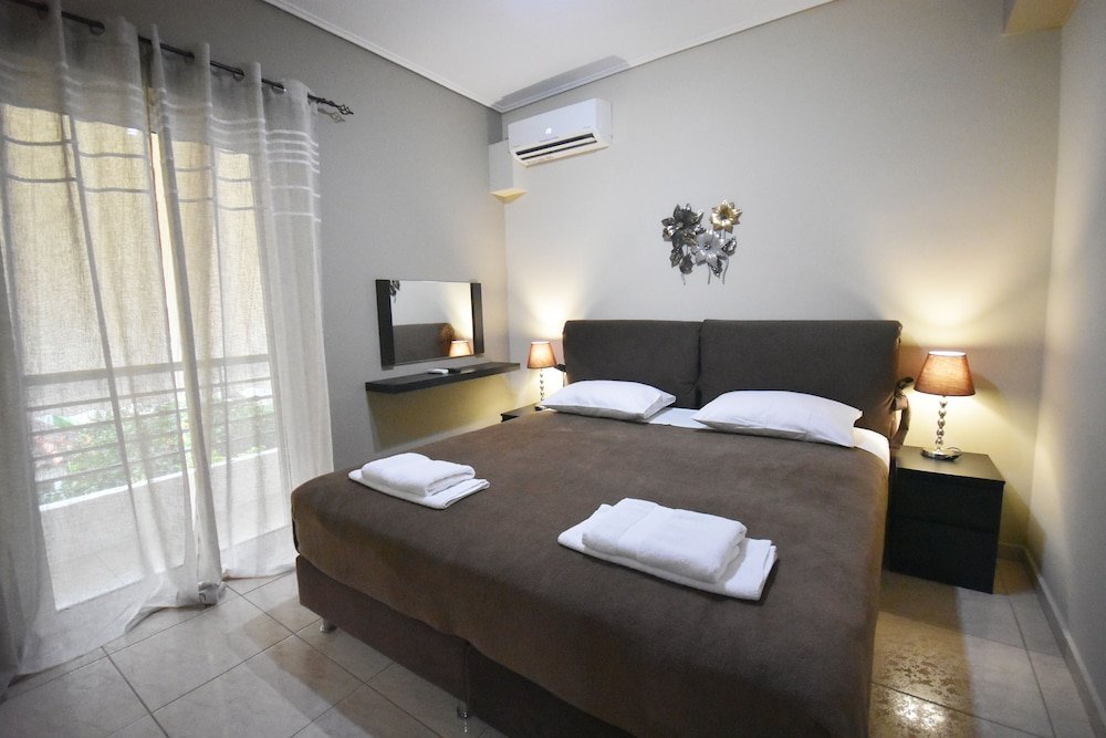 Standard room A&J Apartments or Rooms athens airport