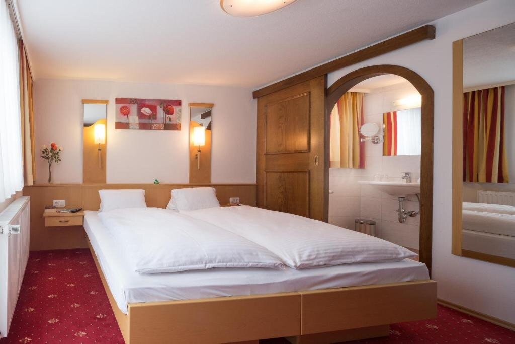 Двухместный номер Economy Hotel Alpenblick Attersee-Seiringer KG