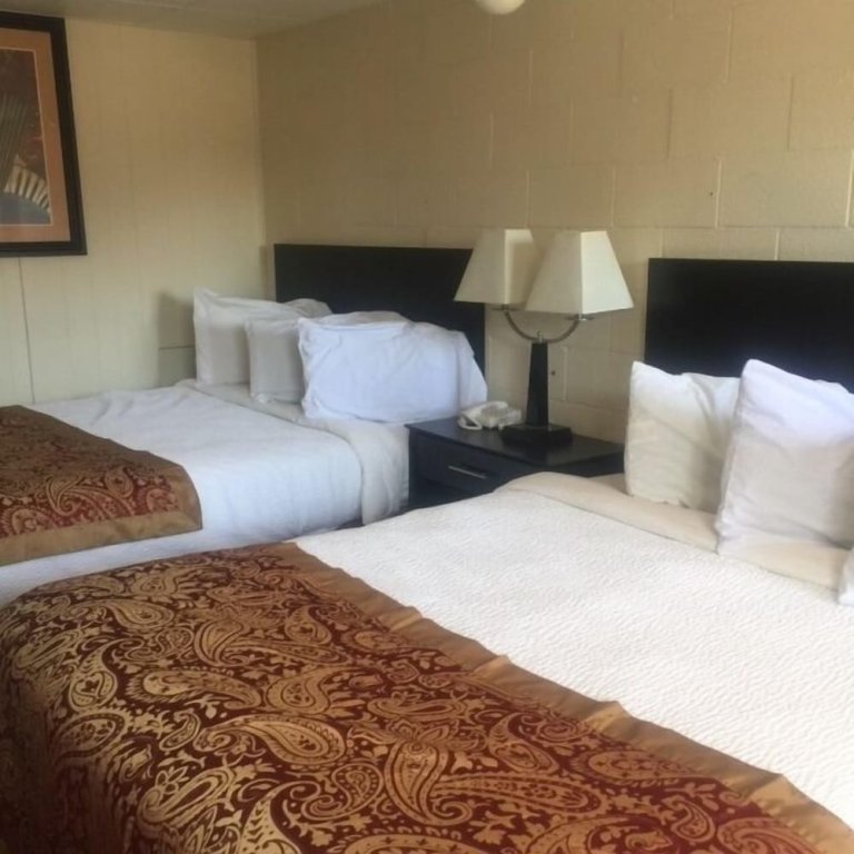 Standard Quadruple room Park Motel