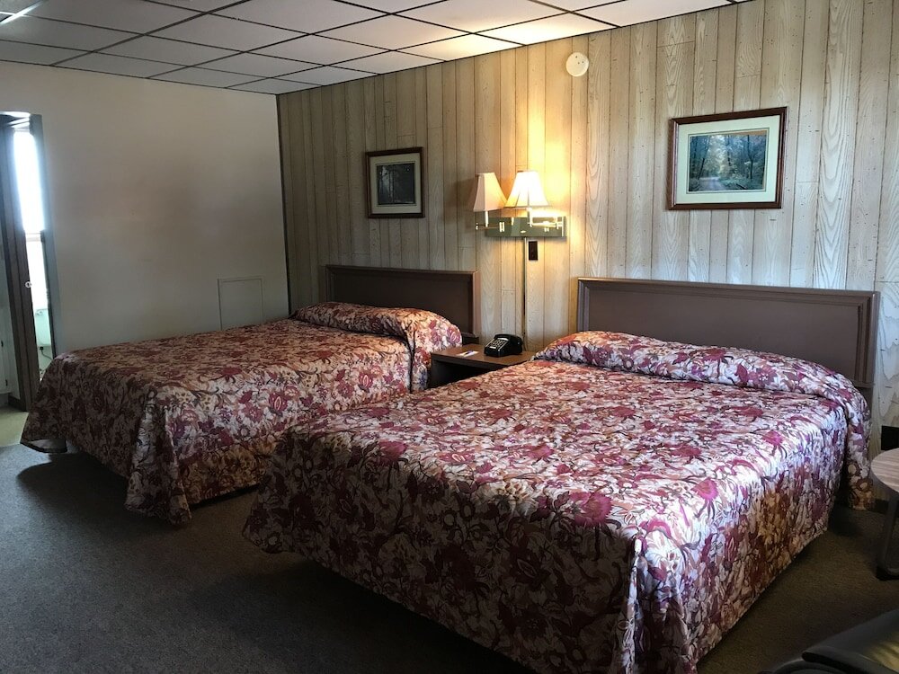 Номер Standard Colonial Hotel-Motel