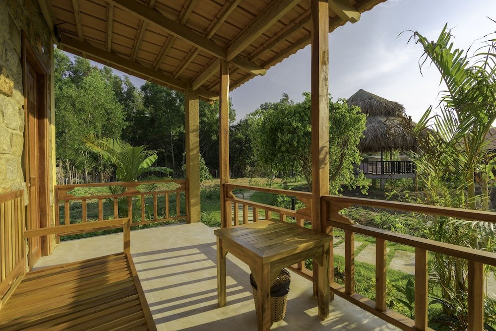 Семейный коттедж с балконом Phu Quoc Island Lodge