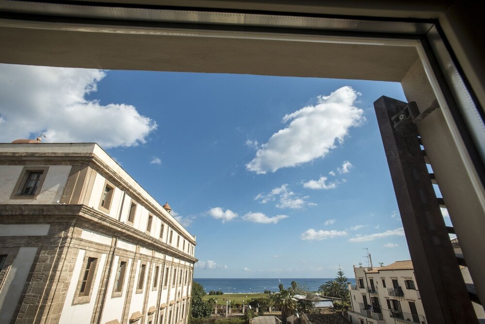 Коттедж с 3 комнатами с балконом Residence Torremuzza - Charming House In The Heart Of Palermo with lovely view