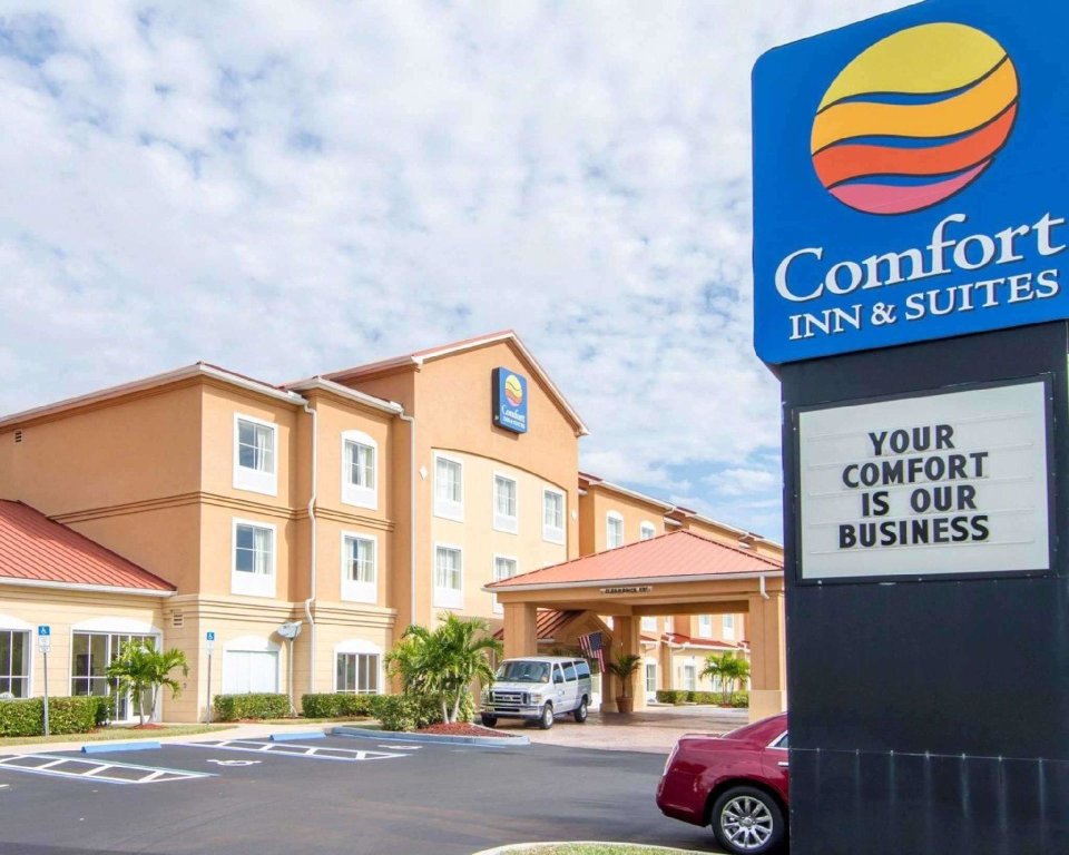 Номер Standard Comfort Inn & Suites Fort Myers Airport