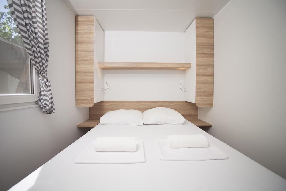 3 Bedrooms Cottage Mediteran Mobile Homes in Terme Catez