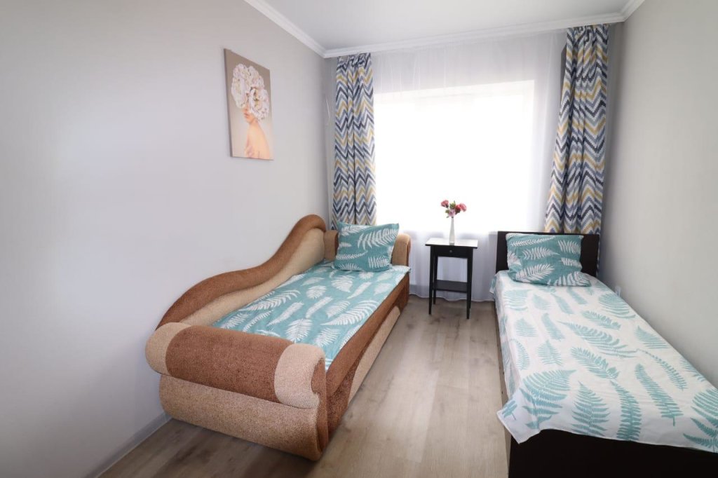 2 Bedrooms Standard Apartment Uyutnyi dom on Savushkina street 6I