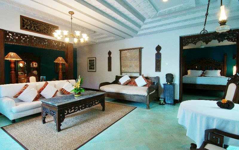 Люкс c 1 комнатой с видом на бассейн Hotel Tugu Bali - CHSE Certified