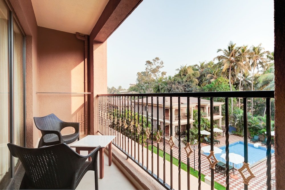 Двухместный полулюкс с балконом Seashell Suites and Villas