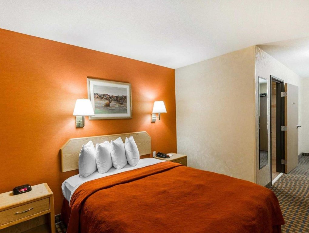 Двухместный люкс c 1 комнатой Comfort Inn & Suites Surprise Near Sun City West