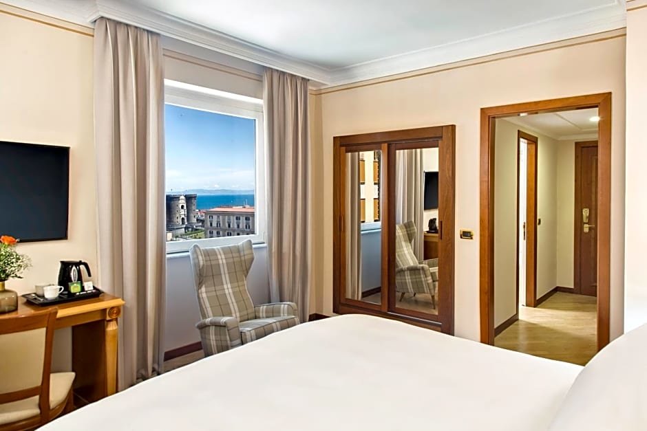 Номер Standard с панорамным видом Renaissance Naples Hotel Mediterraneo