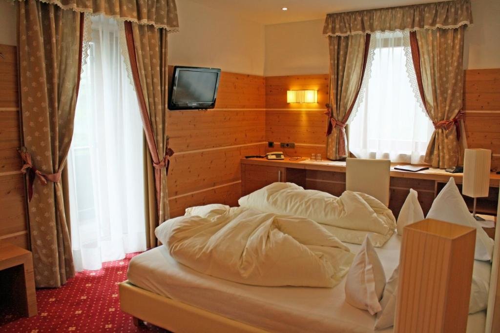 Двухместный номер Standard Hotel Zebru