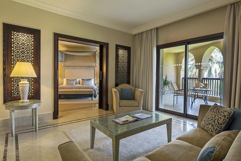 Люкс Al Rawda с 2 комнатами с видом на сад Miramar Al Aqah Beach Resort