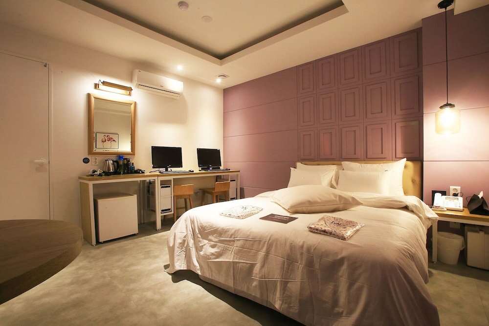 Standard Zimmer Gwangmyeong Cheolsan Blanc