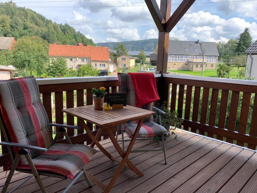 Standard Double room with balcony Gasthaus & Pension Zirkelstein