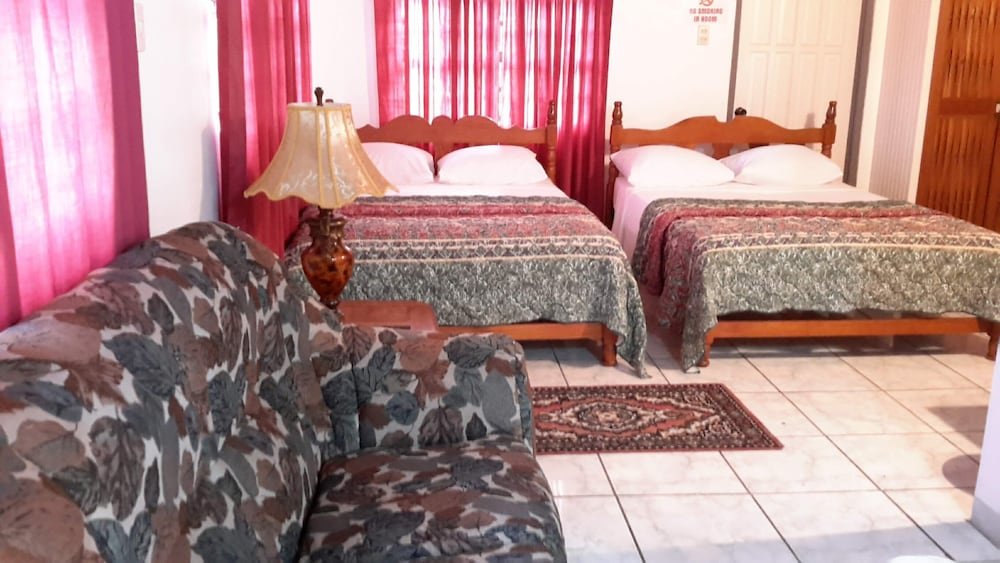 Suite Top Ranking Guesthouse