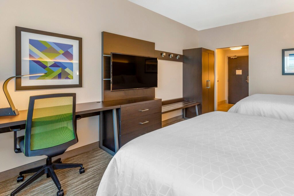 Номер Standard Holiday Inn Express & Suites - Phoenix Dwtn - State Capitol, an IHG Hotel