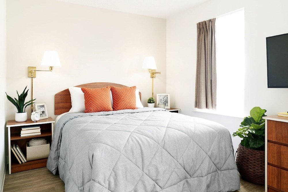 Standard Zimmer InTown Suites Extended Stay Arlington TX - Oak Village