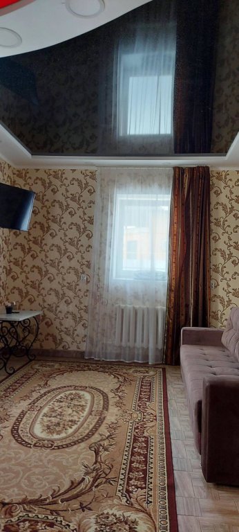 4 Bedrooms Superior Cottage Rich House on Dorozhnikov Street