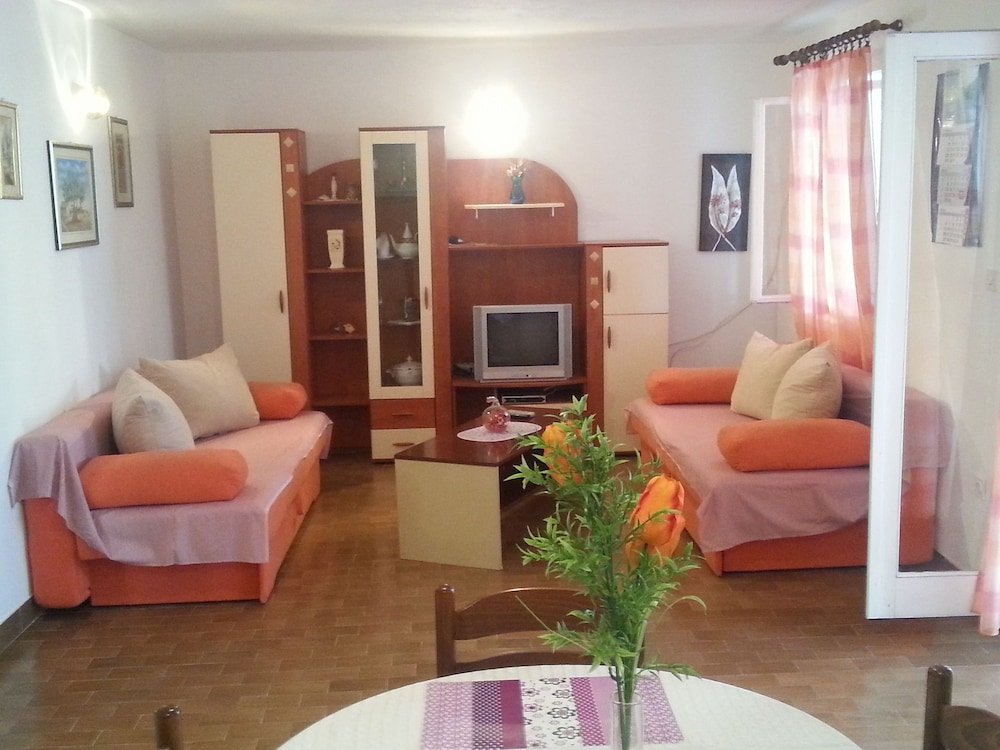 Appartement Fran - Only 150m From Beach - A1
