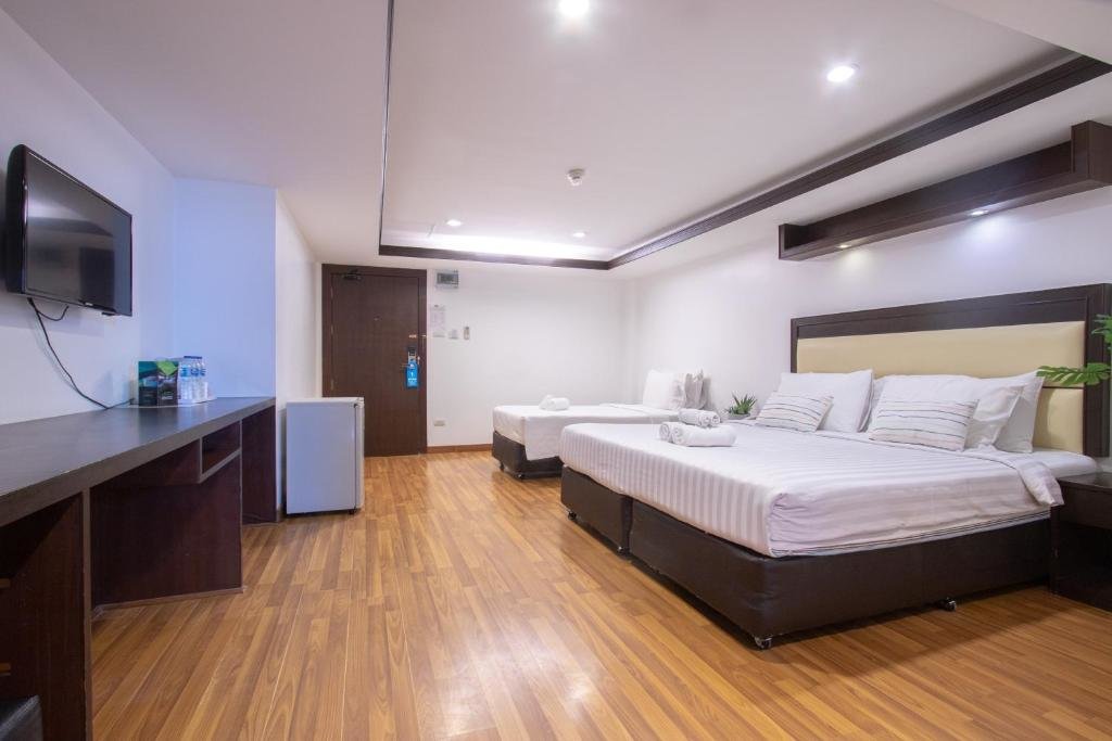 Standard Dreier Zimmer mit Balkon Initial Aparthotel Hua Hin