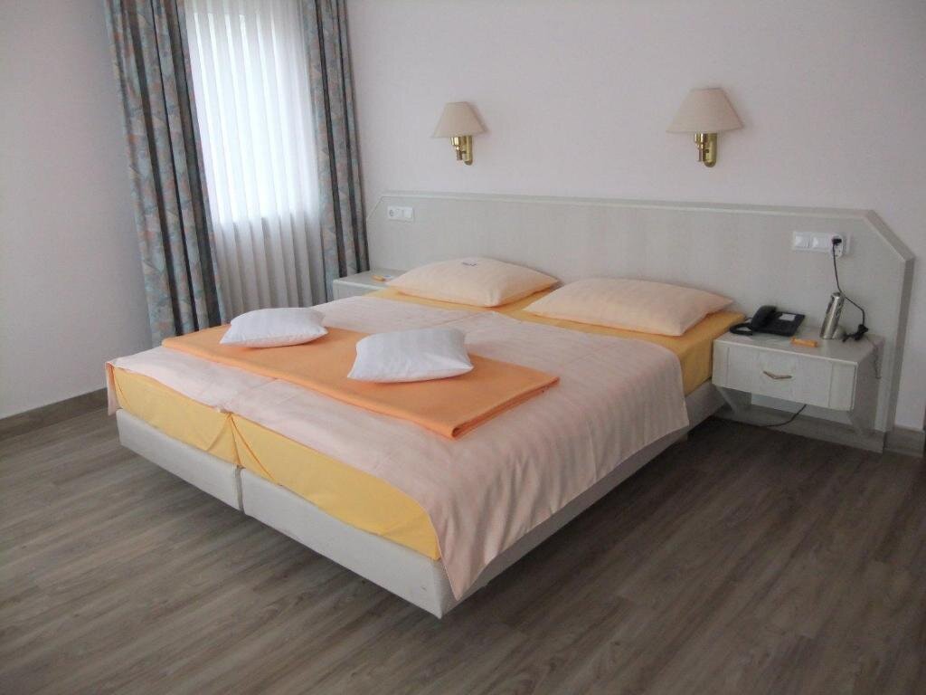 Standard Doppel Zimmer Hotel Garni Classico