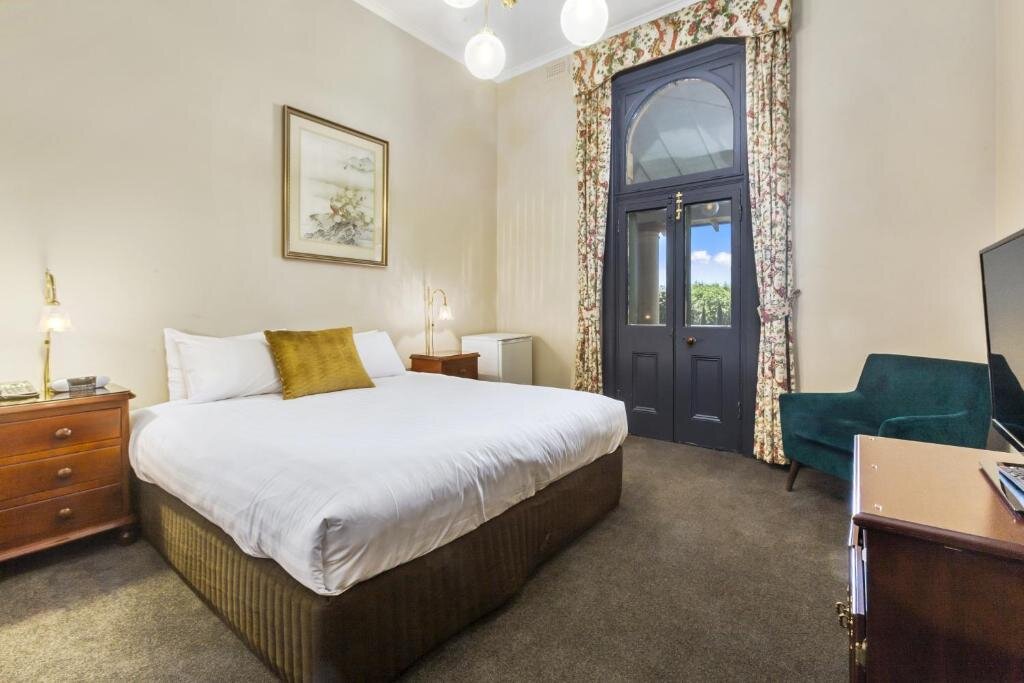 Classic Double room with balcony Vue Grand Hotel