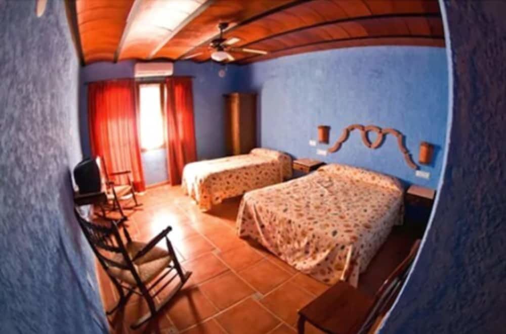 Standard Dreier Zimmer mit Balkon Hotel Rural El Cortijo