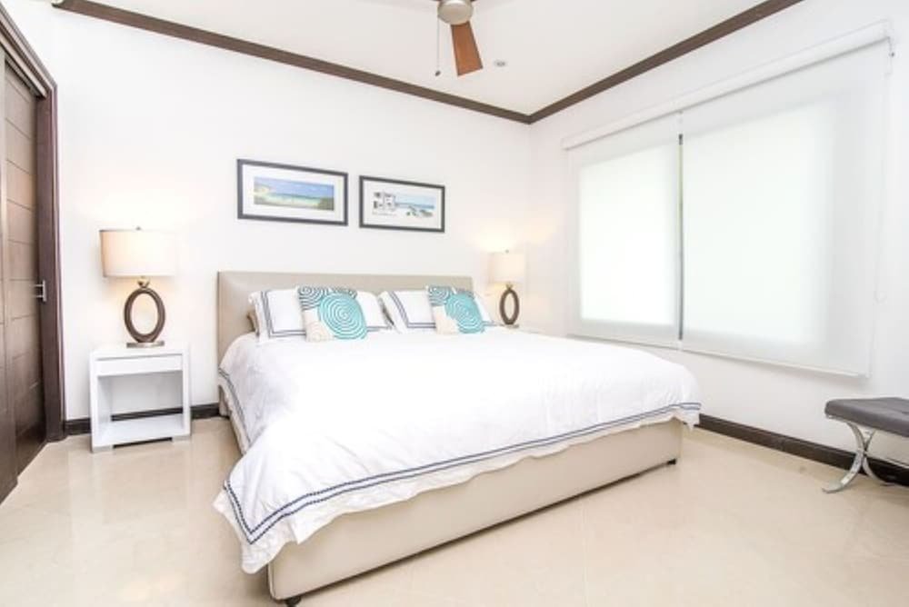 2 Bedrooms Apartment with balcony Best in Jaco Diamante del Sol Condos