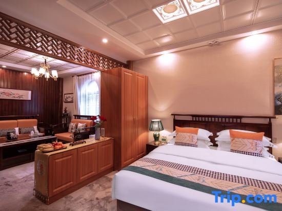 Premier Suite Tengchong Heshun Home Inn