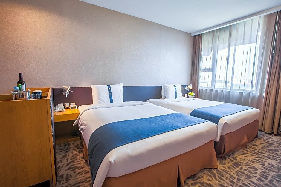 Номер Standard Holiday Inn Express Beijing Minzuyuan, an IHG Hotel