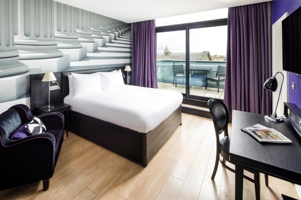 Standard Double room with balcony and with city view Hotel Indigo Newcastle, an IHG Hotel