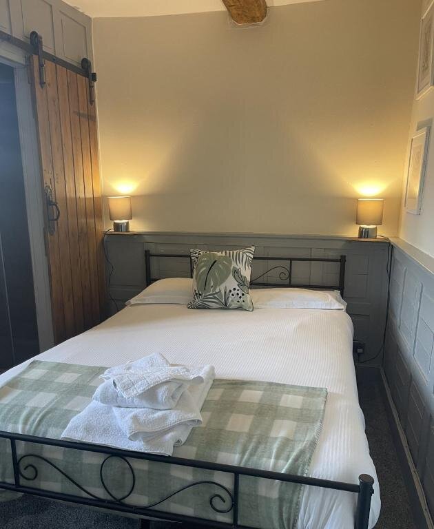 Standard room The Plough Bicester