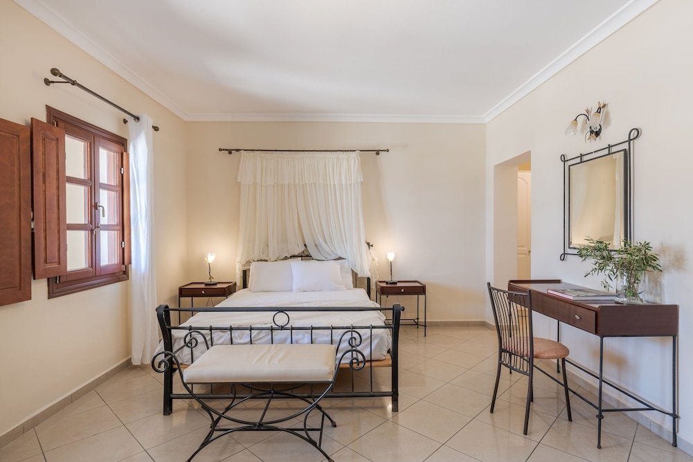 Standard famille chambre avec balcon Epavlis Hotel & Spa