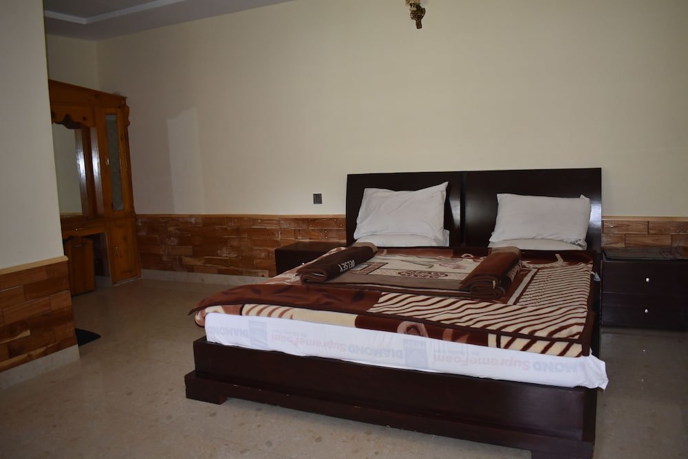 Standard Double room Hotel River View Naran