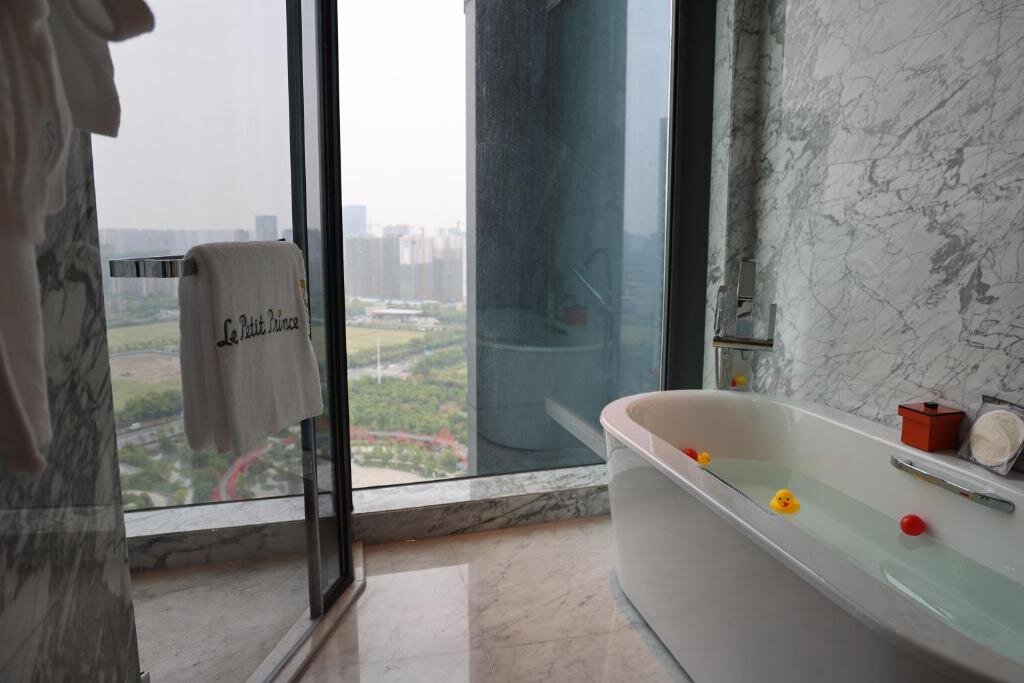 Habitación familiar Estándar con vista a la ciudad Sofitel Hangzhou Yingguan Hotel
