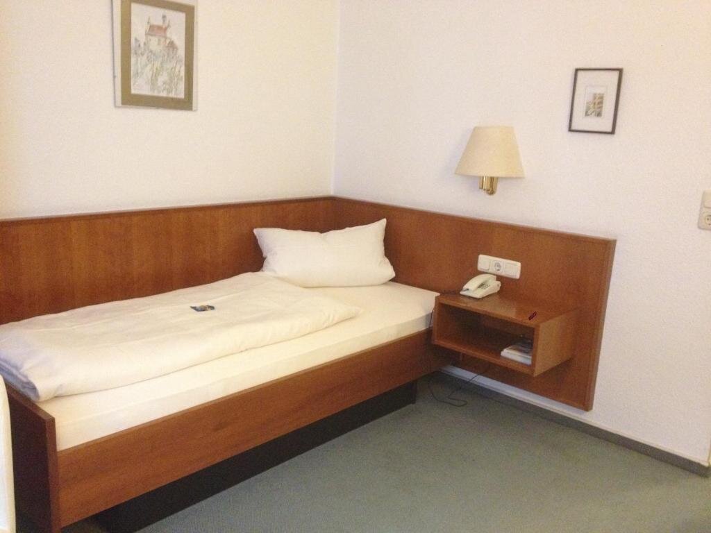 Standard room Hotel am Bergl
