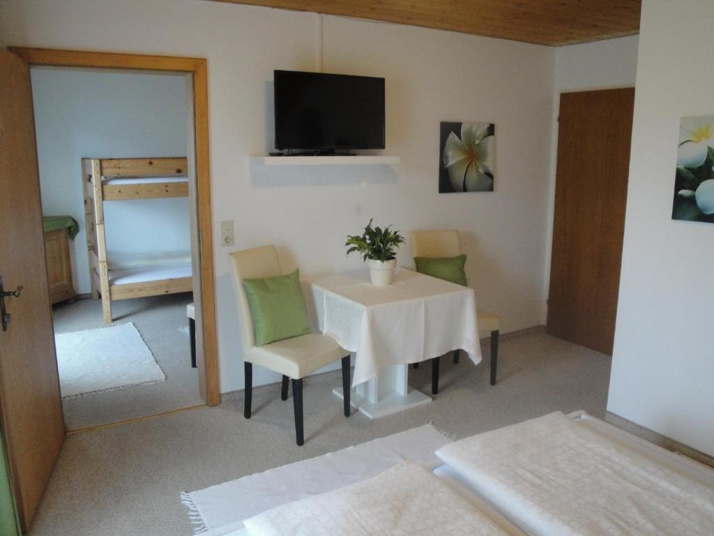 Standard Family room with balcony Hotel Pension Schwaiger