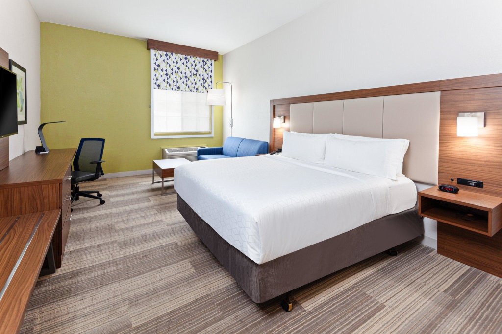 Номер Standard Holiday Inn Express Mira Mesa San Diego, an IHG Hotel