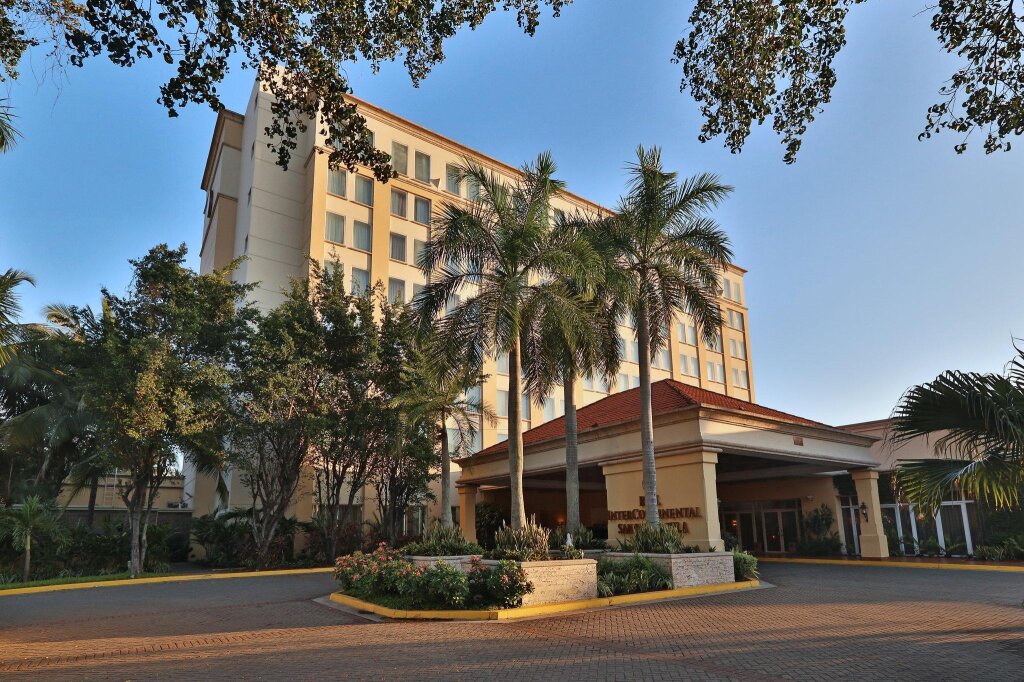 Номер Standard Hotel Real InterContinental San Pedro Sula, an IHG Hotel
