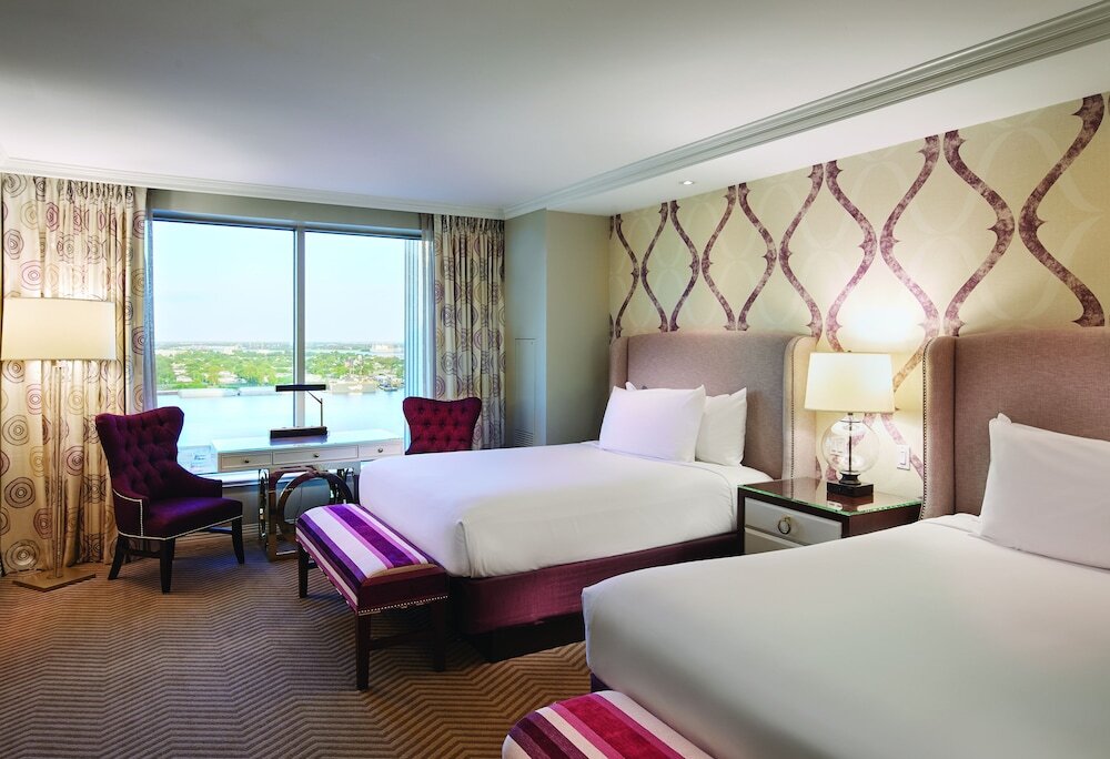 Четырёхместный номер Premium с видом на реку Harrah's New Orleans Hotel & Casino